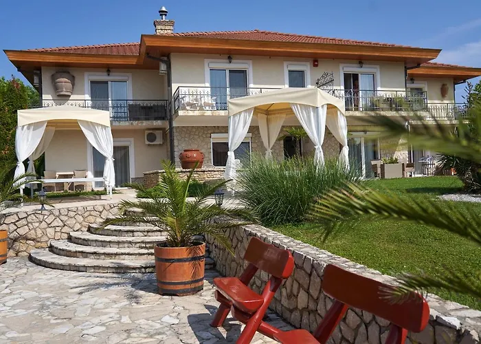 巴拉顿湖别墅酒店