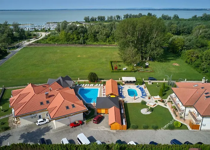 巴拉顿湖别墅酒店 沃尼奥尔茨沃什海吉