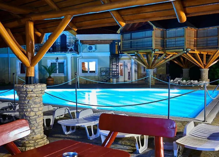 巴拉顿湖别墅酒店 酒店 3*